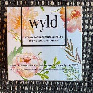 NEW Wyld Konjac Facial Cleansing Sponge